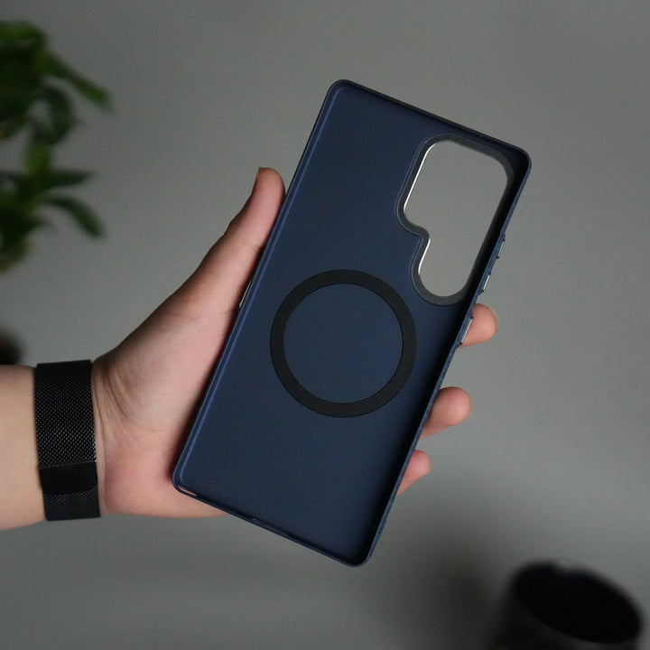 Galaxy S25 Ultra Houndstooth Pattern Case | Slim Hard Back Cover | Matte Finish Protective Case with MagSafe