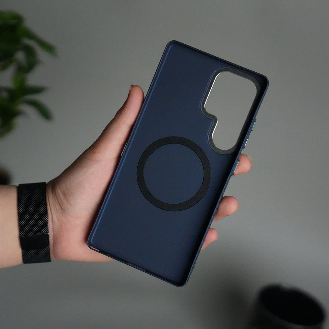 Galaxy S24 Ultra Houndstooth Pattern Case | Slim Hard Back Cover | Matte Finish Protective Case with MagSafe