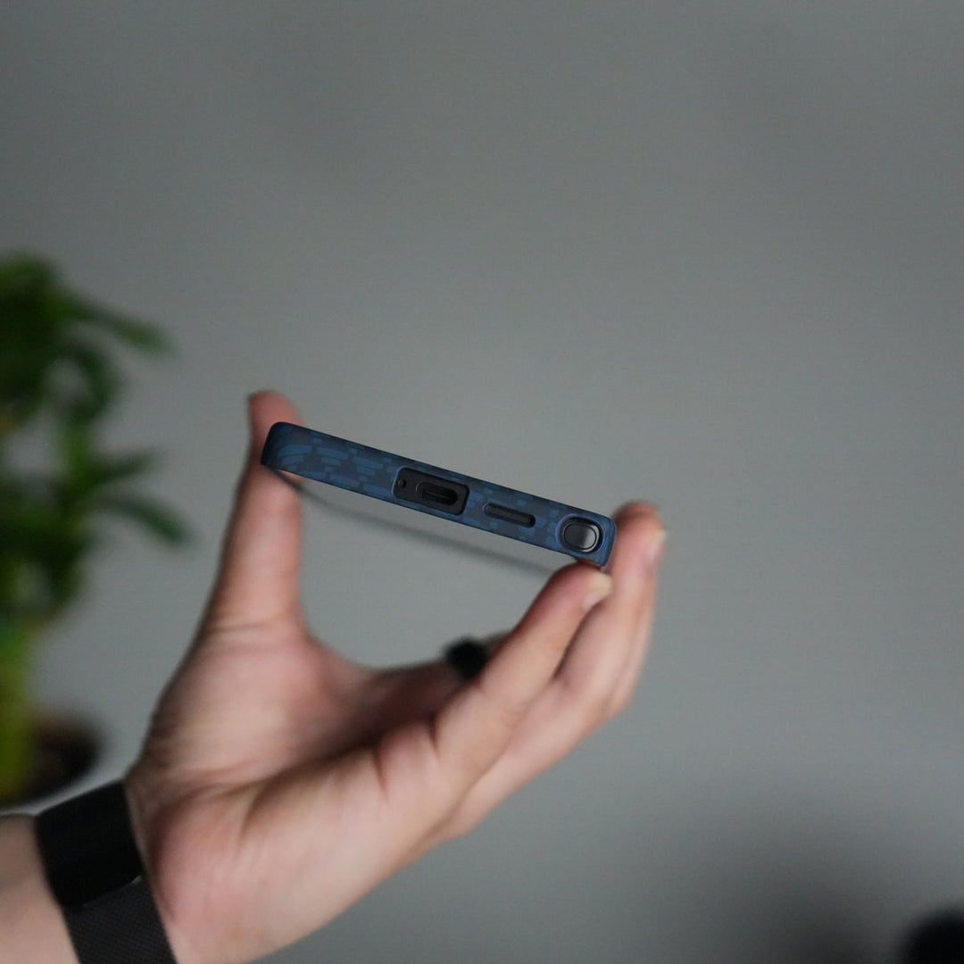 Galaxy S24 Ultra Houndstooth Pattern Case | Slim Hard Back Cover | Matte Finish Protective Case with MagSafe