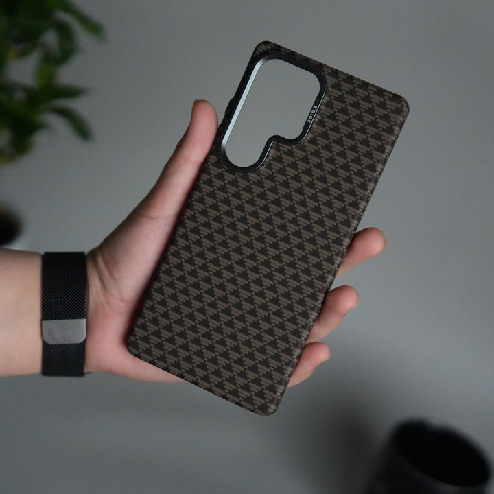 Galaxy S24 Ultra Houndstooth Pattern Case | Slim Hard Back Cover | Matte Finish Protective Case with MagSafe