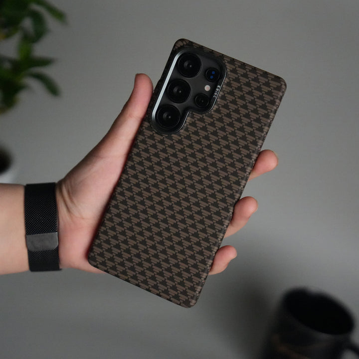 Galaxy S24 Ultra Houndstooth Pattern Case | Slim Hard Back Cover | Matte Finish Protective Case with MagSafe