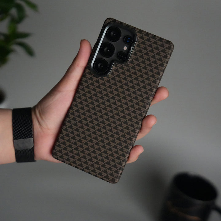 Galaxy S24 Ultra Houndstooth Pattern Case | Slim Hard Back Cover | Matte Finish Protective Case with MagSafe