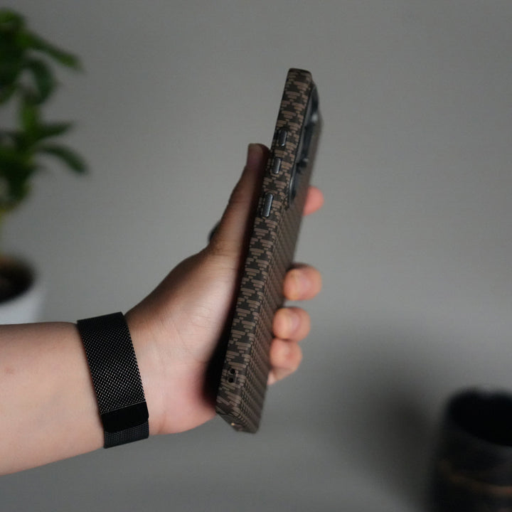 Galaxy S24 Ultra Houndstooth Pattern Case | Slim Hard Back Cover | Matte Finish Protective Case with MagSafe