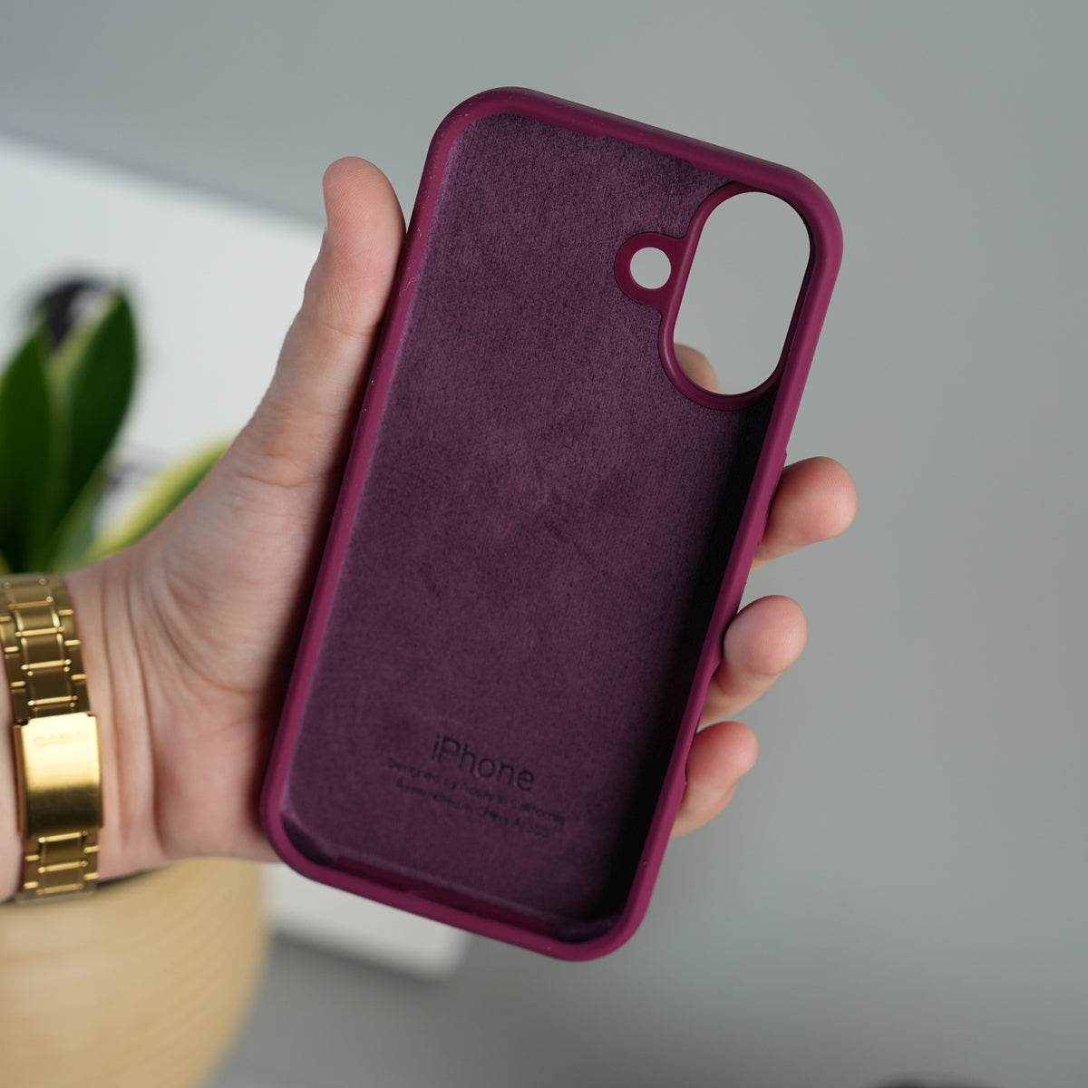 iPhone 17 Liquid Silicone Case Cover (Maroon)