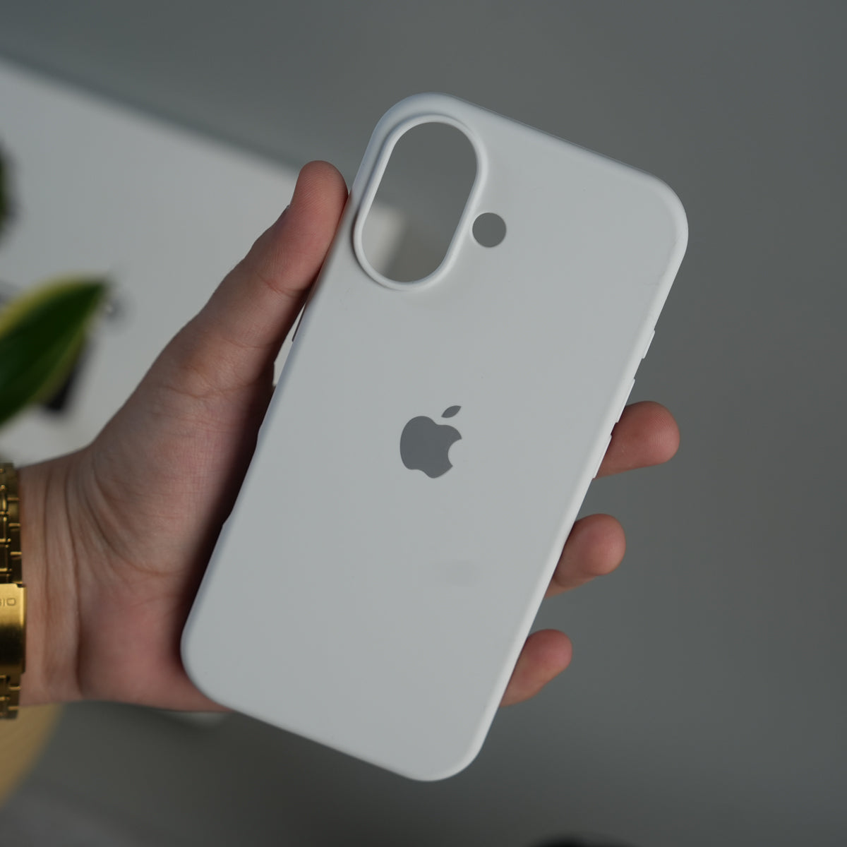 iPhone 17 Liquid Silicone Case Cover (White)