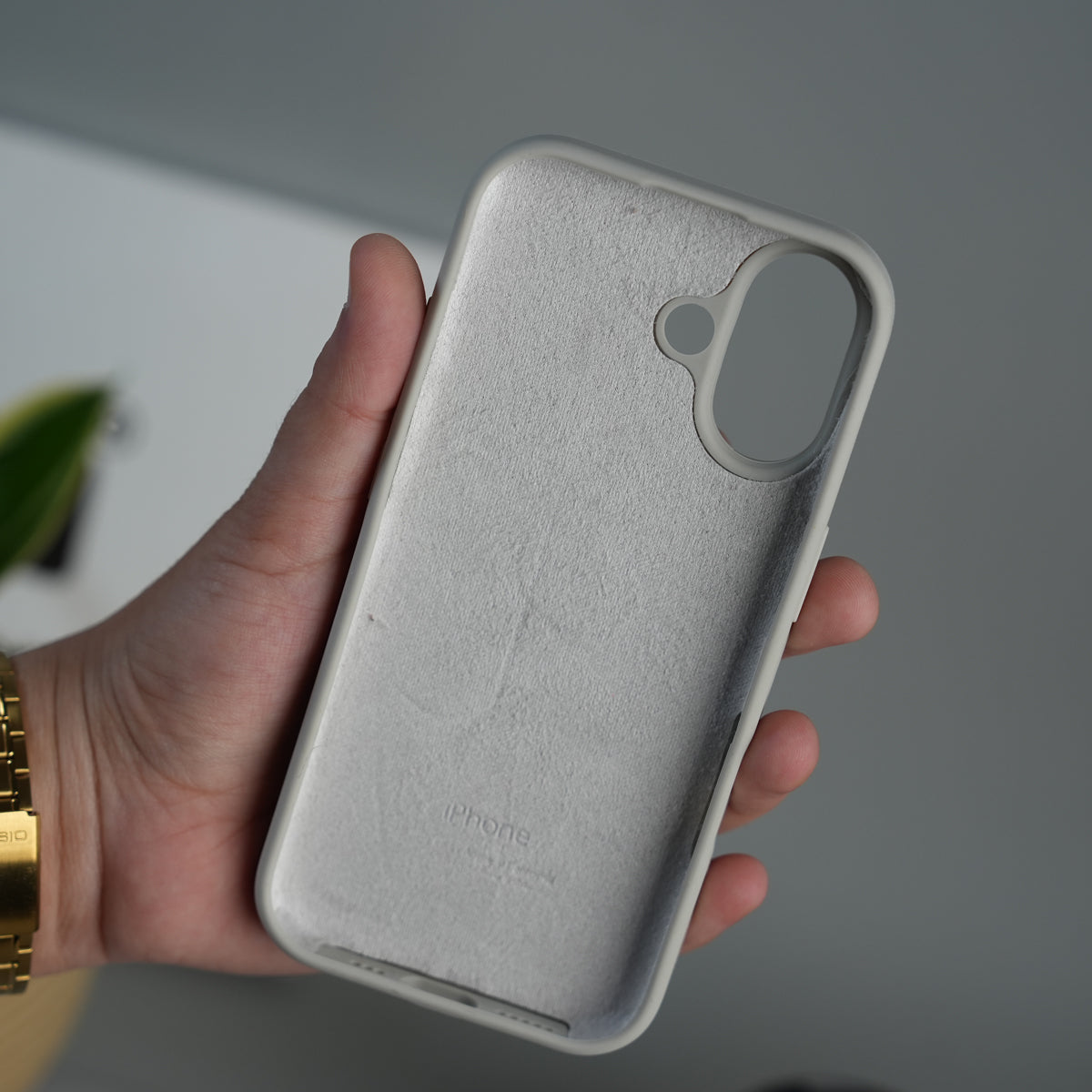 iPhone 17 Liquid Silicone Case Cover (Off White)