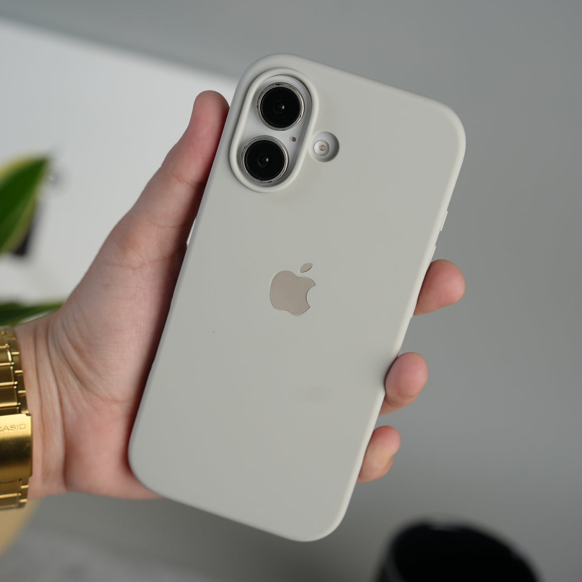 iPhone 17 Liquid Silicone Case Cover (Off White)