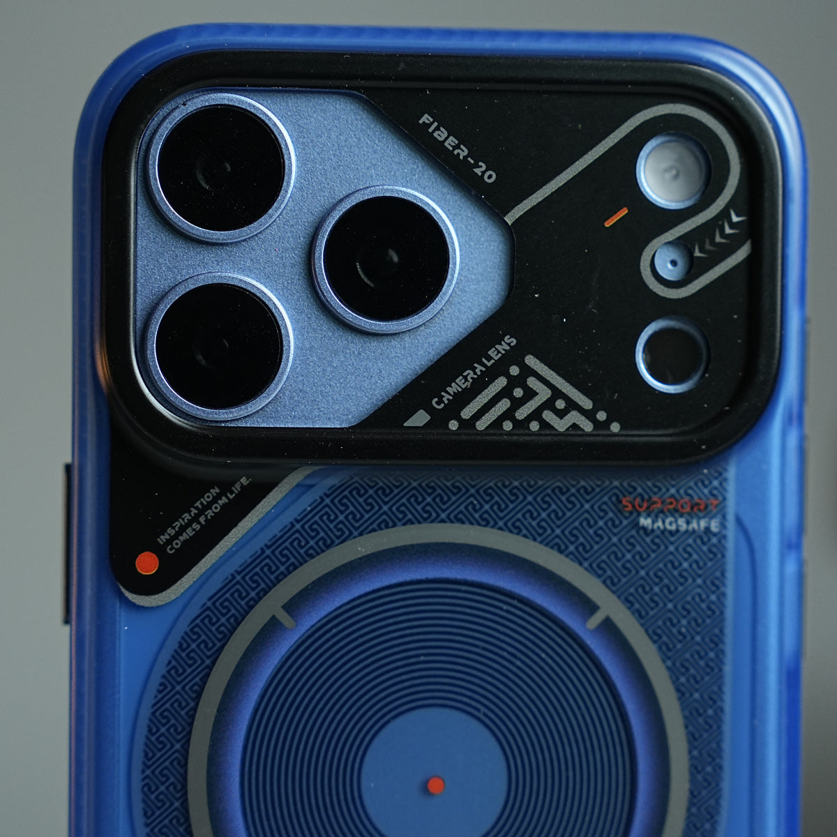 Mechanical Design Magnetic Case for 18 Series | Translucent Protective Cover