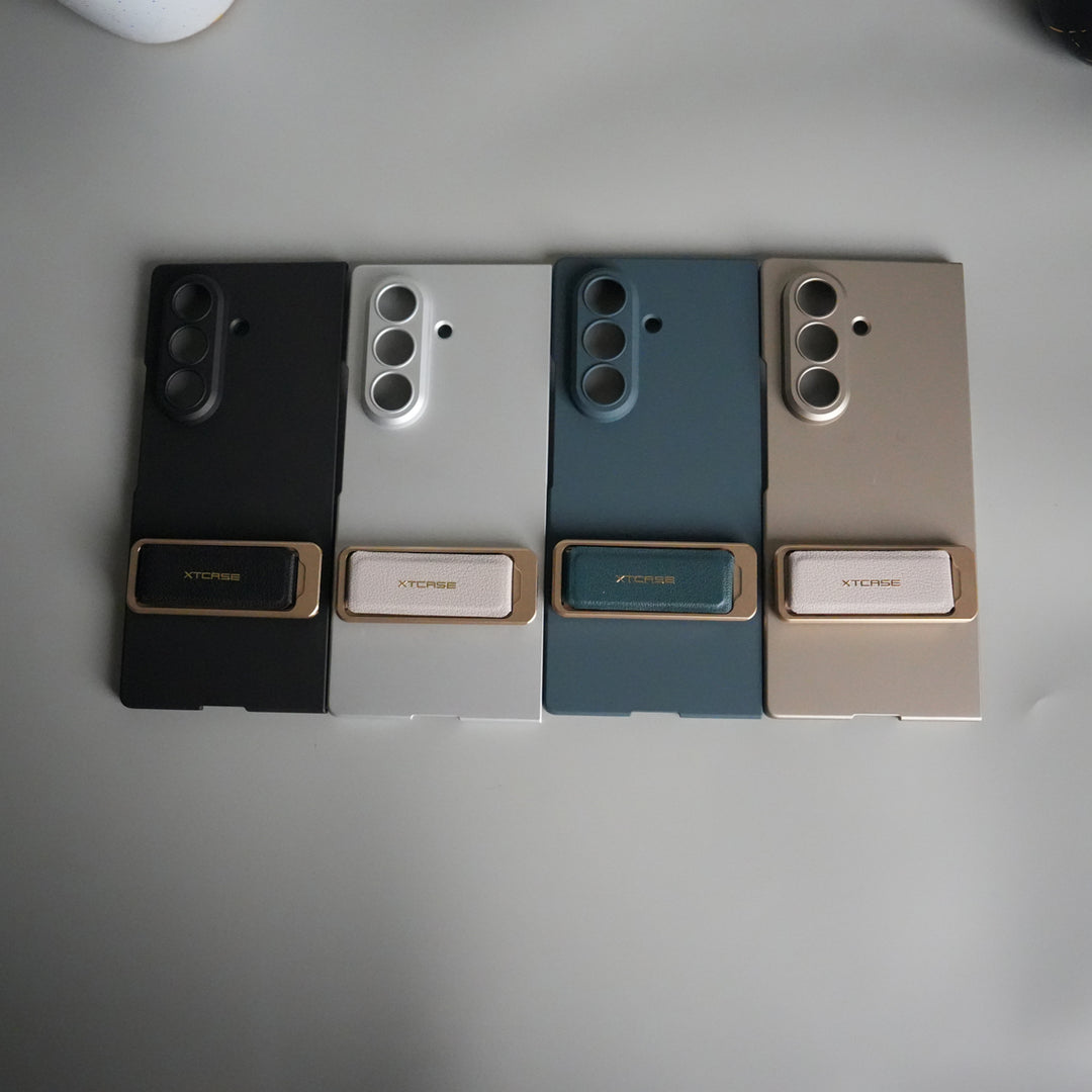 Galaxy Z Fold 7 Ultra-thin Wristband Brace Holder Kick Stand Front Glass Protective Case