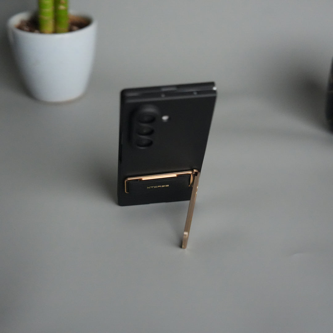 Galaxy Z Fold 7 Ultra-thin Wristband Brace Holder Kick Stand Front Glass Protective Case