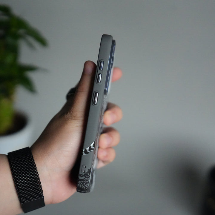 Galaxy S24 Carbon Fiber Texture Case | Gray Tiger Printed Hard PC Cover with MagSafe | Shockproof Slim Protection