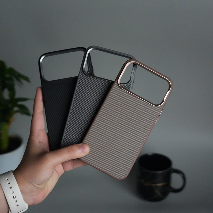 iPhone 17 Pro Max Metal Camera Ring Carbon Fiber Design MagSafe Cover