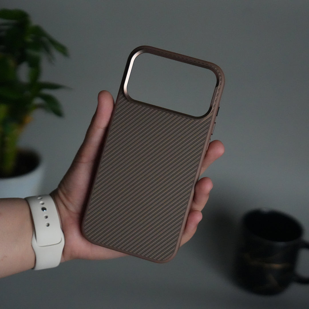 iPhone 17 Pro Max Metal Camera Ring Carbon Fiber Design MagSafe Cover