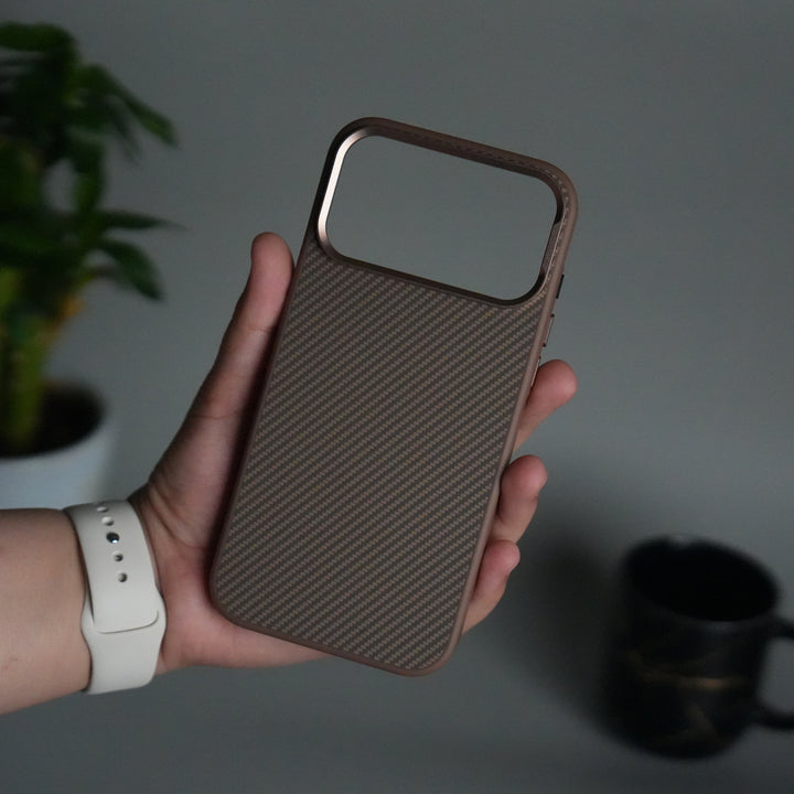 iPhone 17 Pro Max Metal Camera Ring Carbon Fiber Design MagSafe Cover