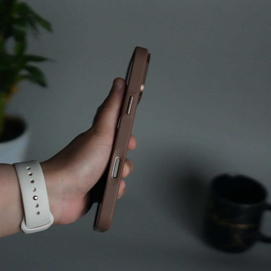 iPhone 17 Pro Max Metal Camera Ring Carbon Fiber Design MagSafe Cover