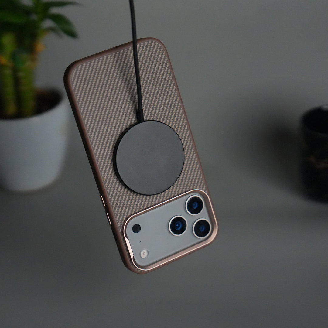 iPhone 17 Pro Max Metal Camera Ring Carbon Fiber Design MagSafe Cover