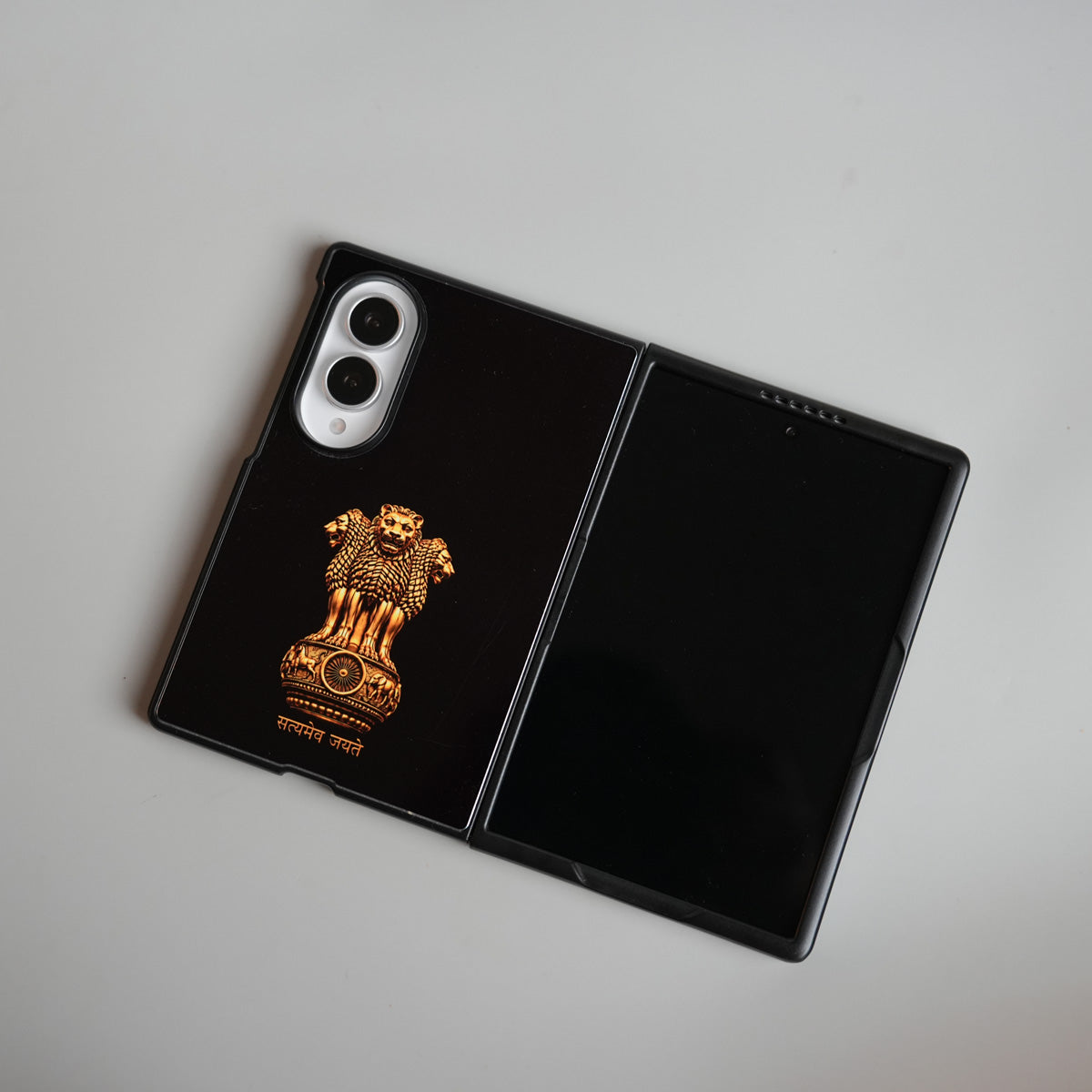 Ashoka Emblem Satyameva Jayate Design Case | Galaxy Z Fold 8
