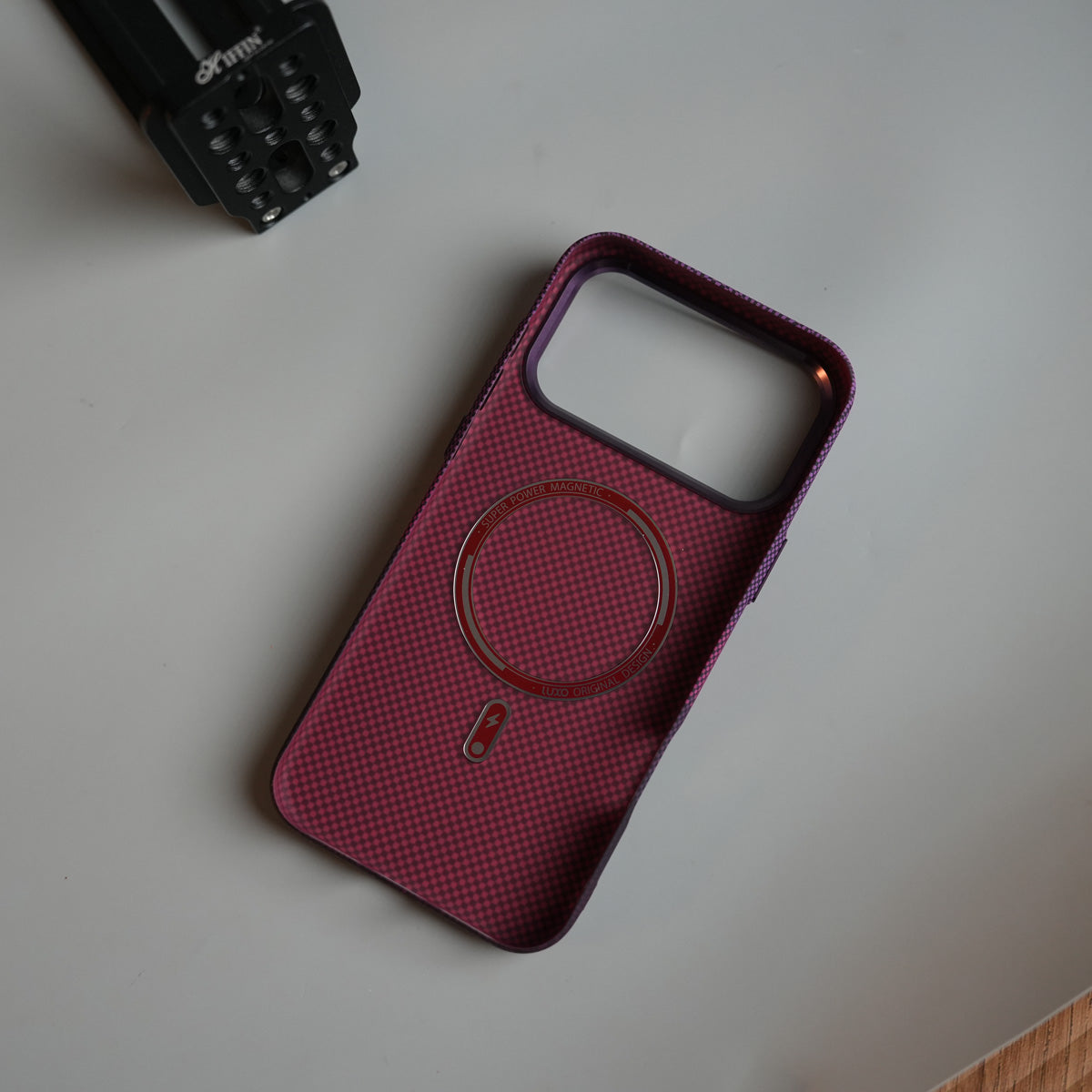 Gradient Carbon Fiber Texture Magnetic Case for iPhone 18 Series | Raised Camera Protective Cover