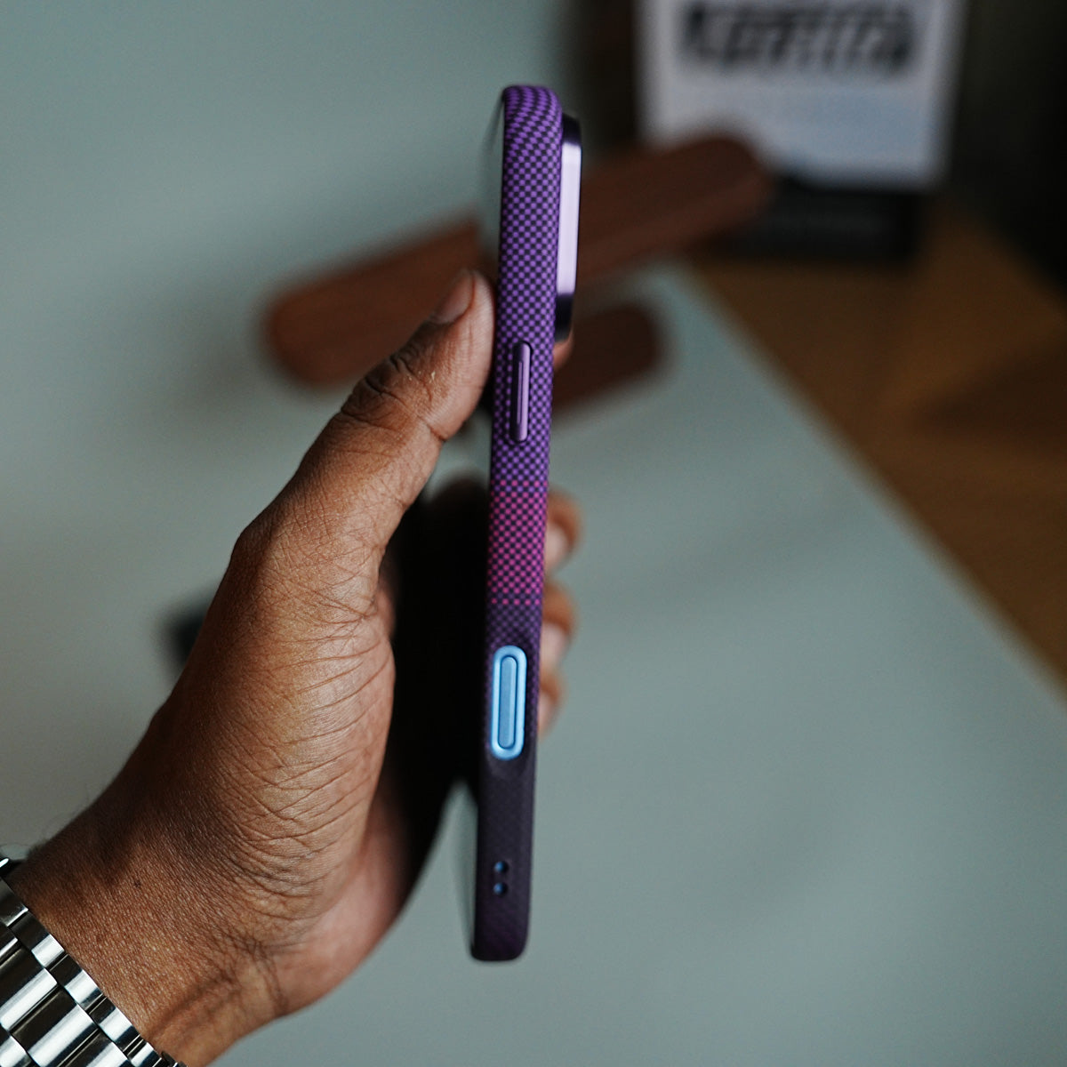 Gradient Carbon Fiber Texture Magnetic Case for iPhone 18 Series | Raised Camera Protective Cover