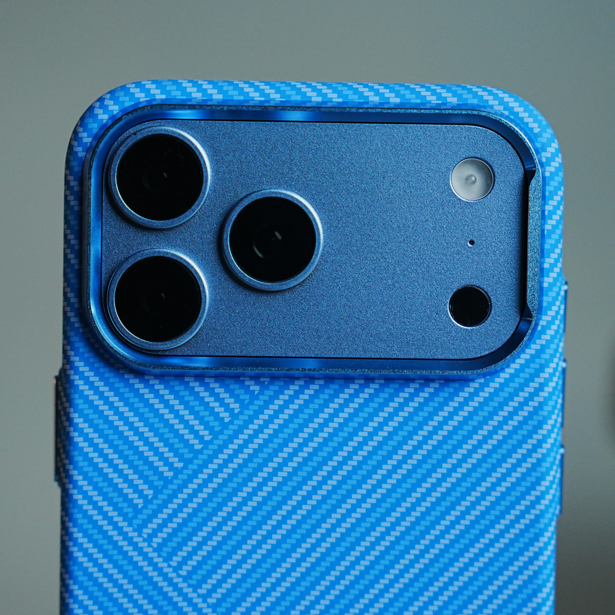 Geometric Fiber Texture Magnetic Case for iPhone 18 Series | Raised Camera Protective Cover