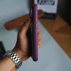 Matte Frosted Magnetic Case for 18 Series | Raised Camera Frame Protective Cover