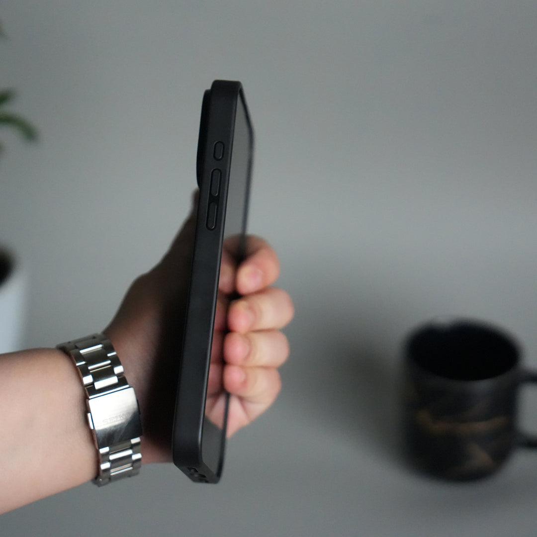 iPhone 17 Pro Max BMW & M Performance Logo With Honeycomb Design Case Cover(Black)