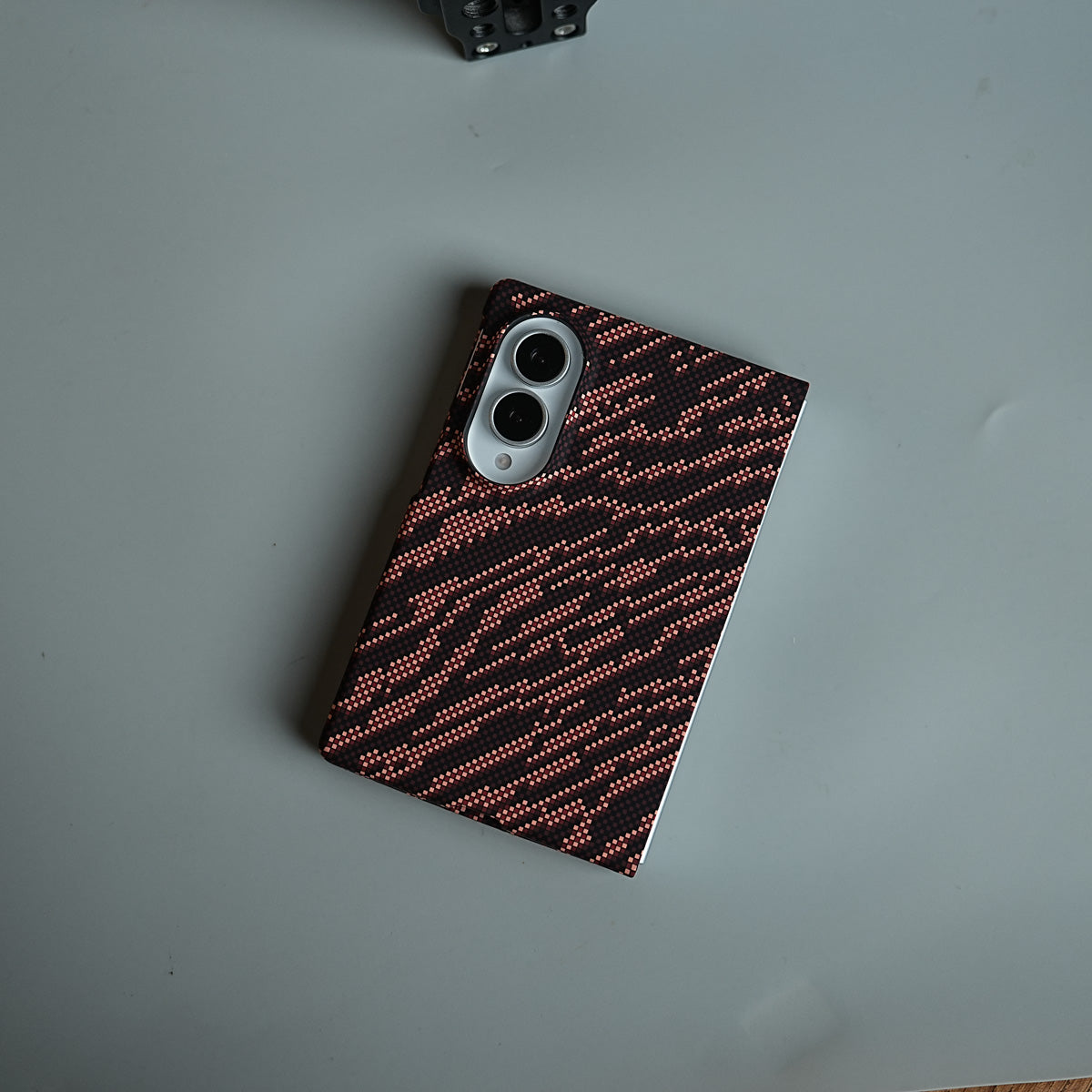 Geometric Pixel Pattern Magnetic Case for Galaxy Z Fold 8 | Slim Protective Cover