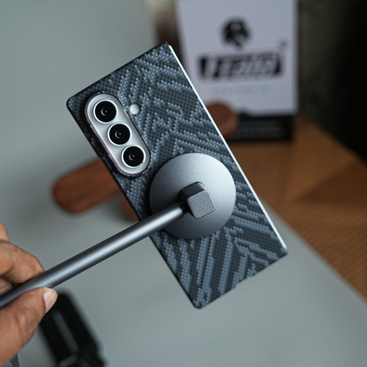 Geometric Pixel Pattern Magnetic Case for Galaxy Z Fold 5 | Slim Protective Cover