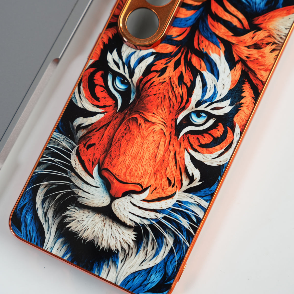 Galaxy S Series Tiger Face Chrome Armor Case