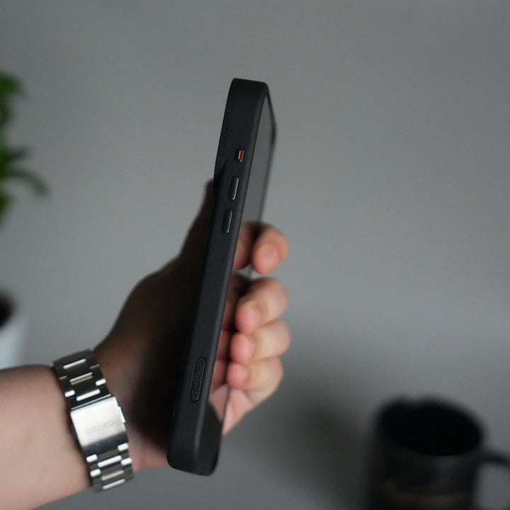 iPhone 17 Pro Max PUFF Leather Metallic Camera Frame Case Cover