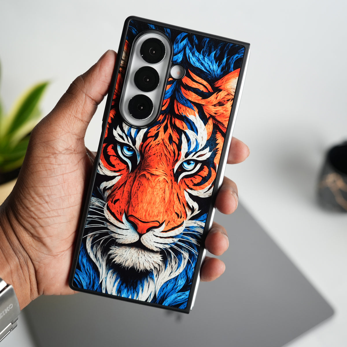 Galaxy Z Fold Series Tiger Face Chrome Armor Case