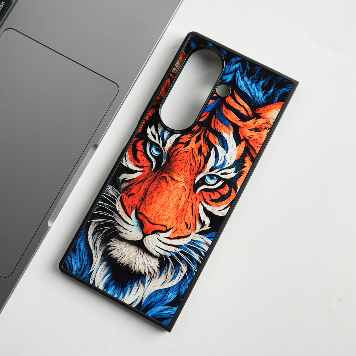 Galaxy Z Fold Series Tiger Face Chrome Armor Case