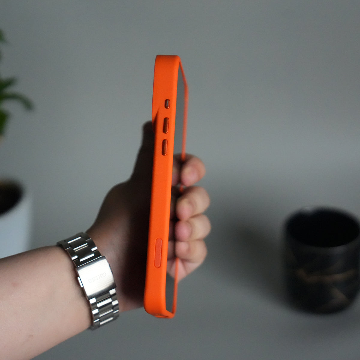 iPhone 18 Series Crocodile Leather Pattern Case | Premium Luxury Back Cover with Metal Camera Frame