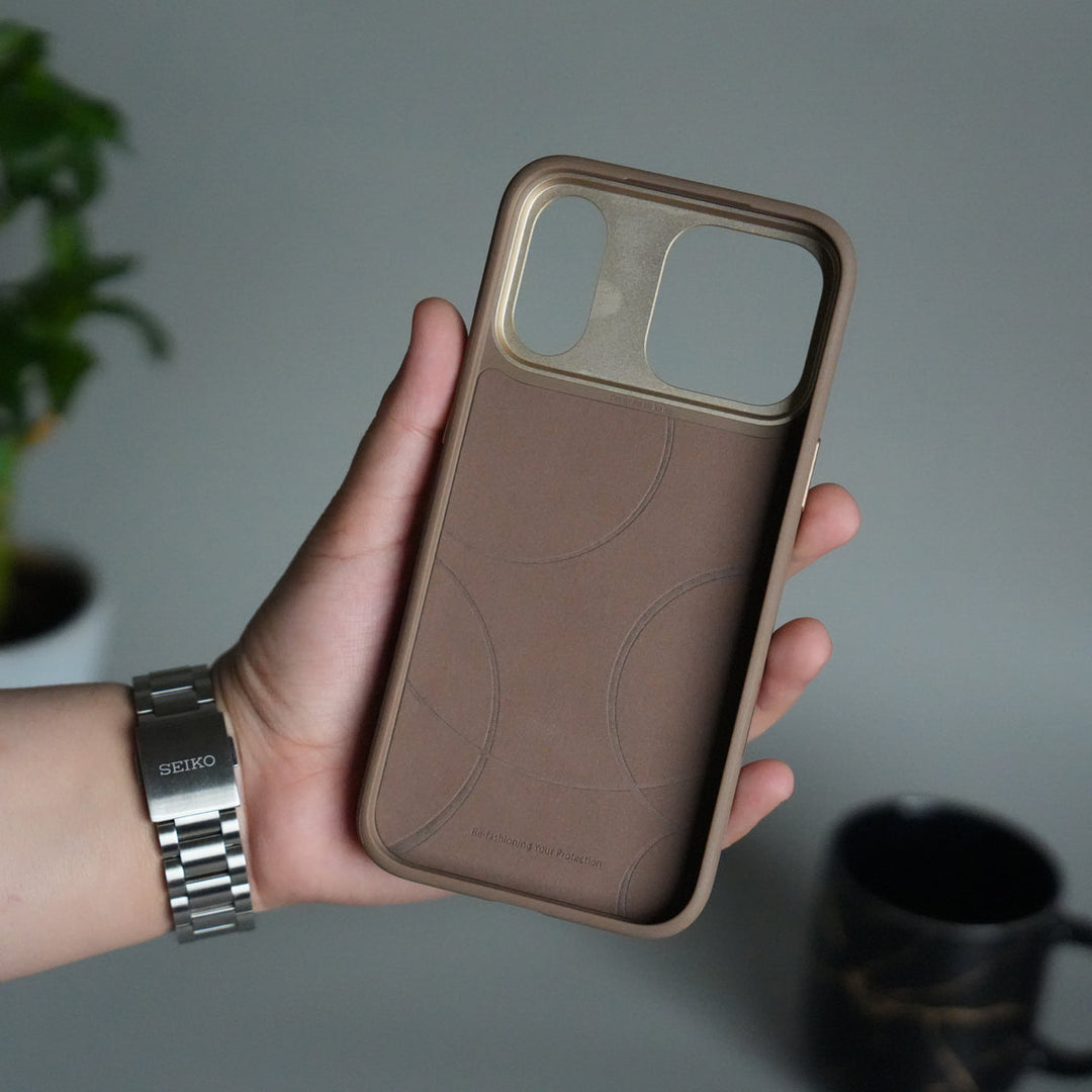 iPhone 17 Pro Crocodile Leather Pattern Case | Premium Luxury Back Cover with Metal Camera Frame