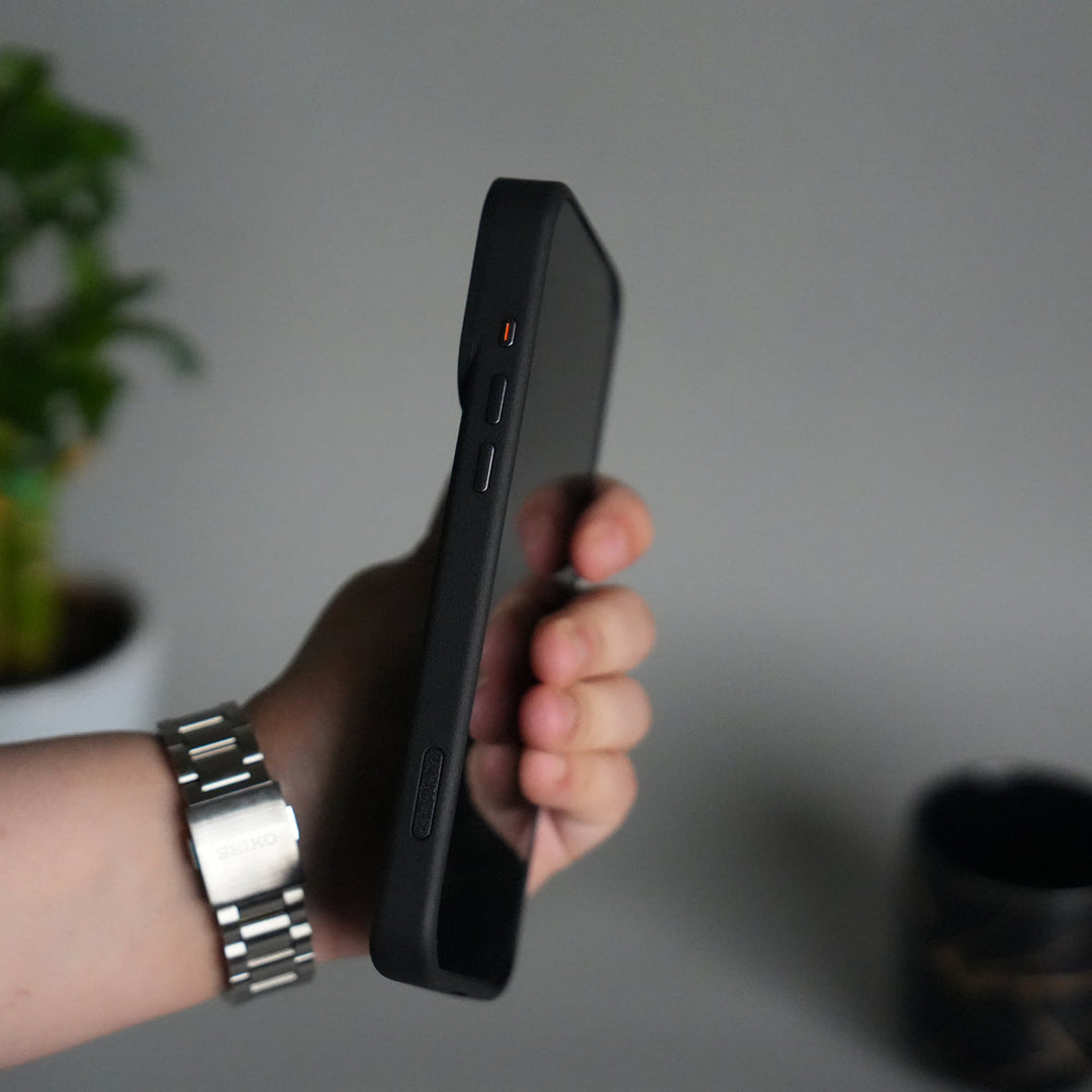 iPhone 17 Pro Max Crocodile Leather Pattern Case | Premium Luxury Back Cover with Metal Camera Frame