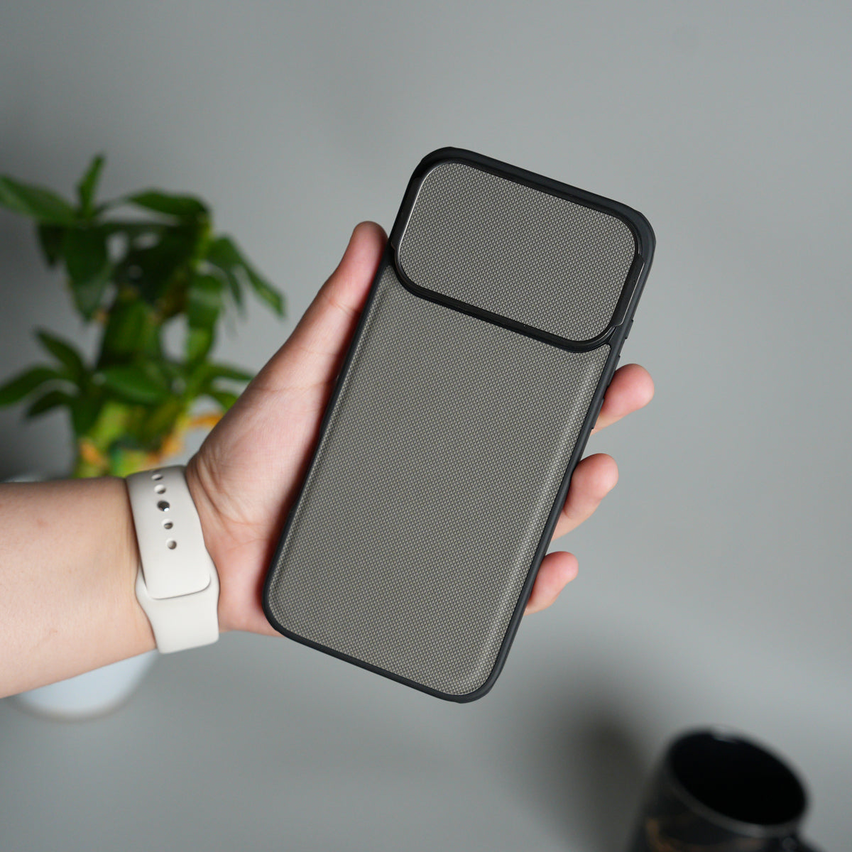 iPhone Series Metal Camera Cap Stand Case Cover