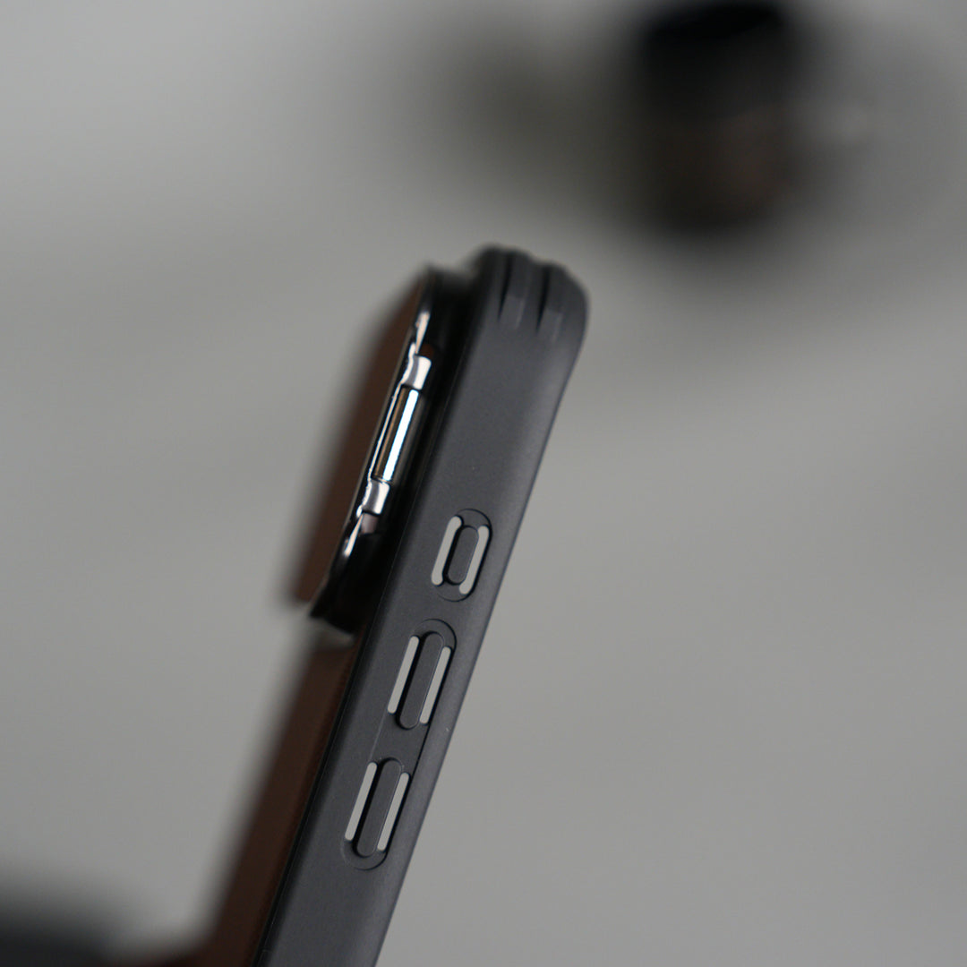 iPhone 17 Pro Max Metal Camera Cap Stand Case Cover