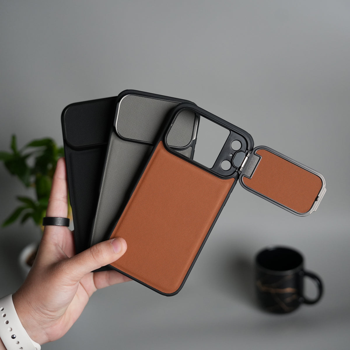 iPhone 17 Pro Max Metal Camera Cap Stand Case Cover