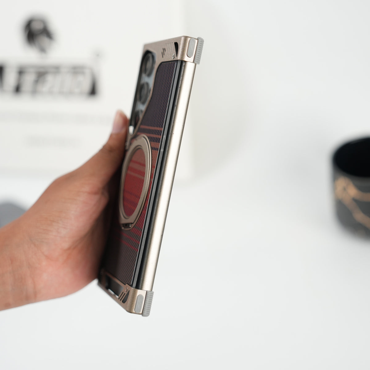 Samsung Galaxy S24 Ultra Aramid Fiber Metal Case With Rotating Stand