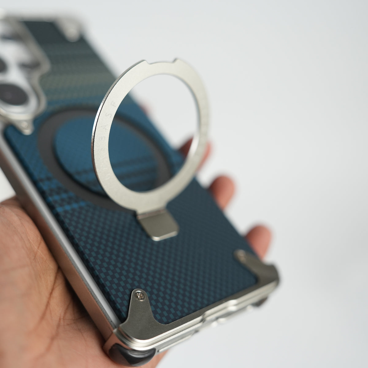 Galaxy S26 Ultra Premium Aramid Fiber Texture Frameless Metal Kickstand Case (Silver)