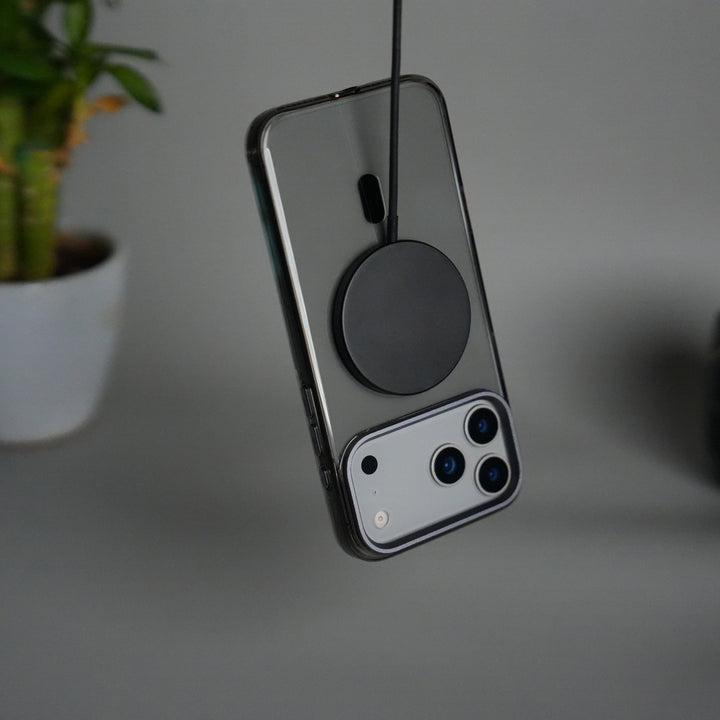 iPhone 17 Pro Max Anti-Yellow Hard Crystal Transparent MagSafe Case