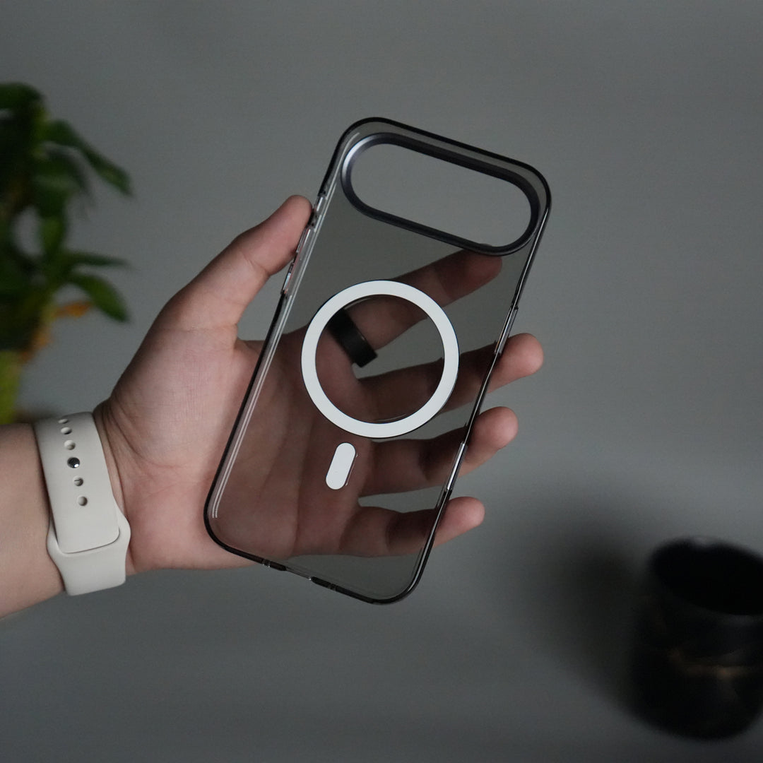 iPhone 17 Air Hard Crystal Transparent MagSafe Case | Anti-Yellow Clear Back Cover with Metal Camera Bump