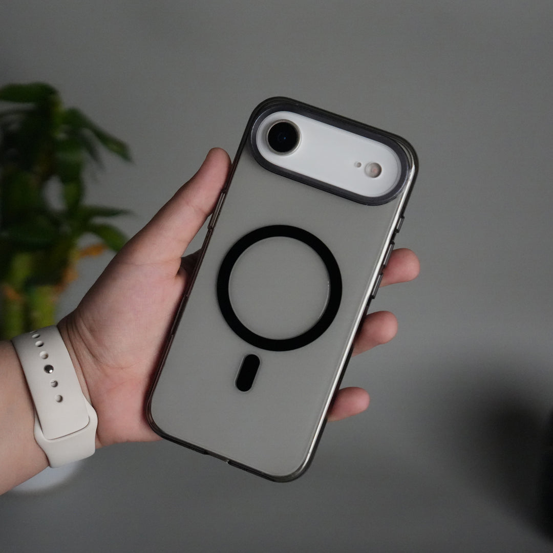 iPhone 17 Air Hard Crystal Transparent MagSafe Case | Anti-Yellow Clear Back Cover with Metal Camera Bump