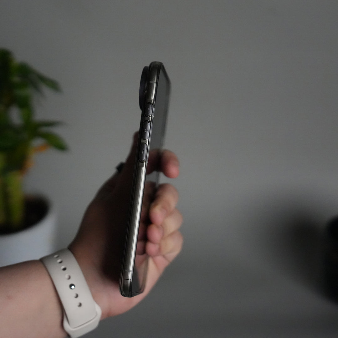 iPhone 17 Air Hard Crystal Transparent MagSafe Case | Anti-Yellow Clear Back Cover with Metal Camera Bump