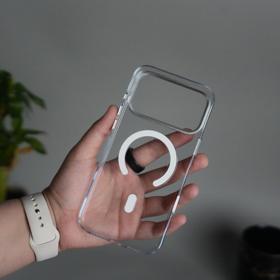 iPhone 17 Pro Max Anti-Yellow Hard Crystal Transparent MagSafe Case