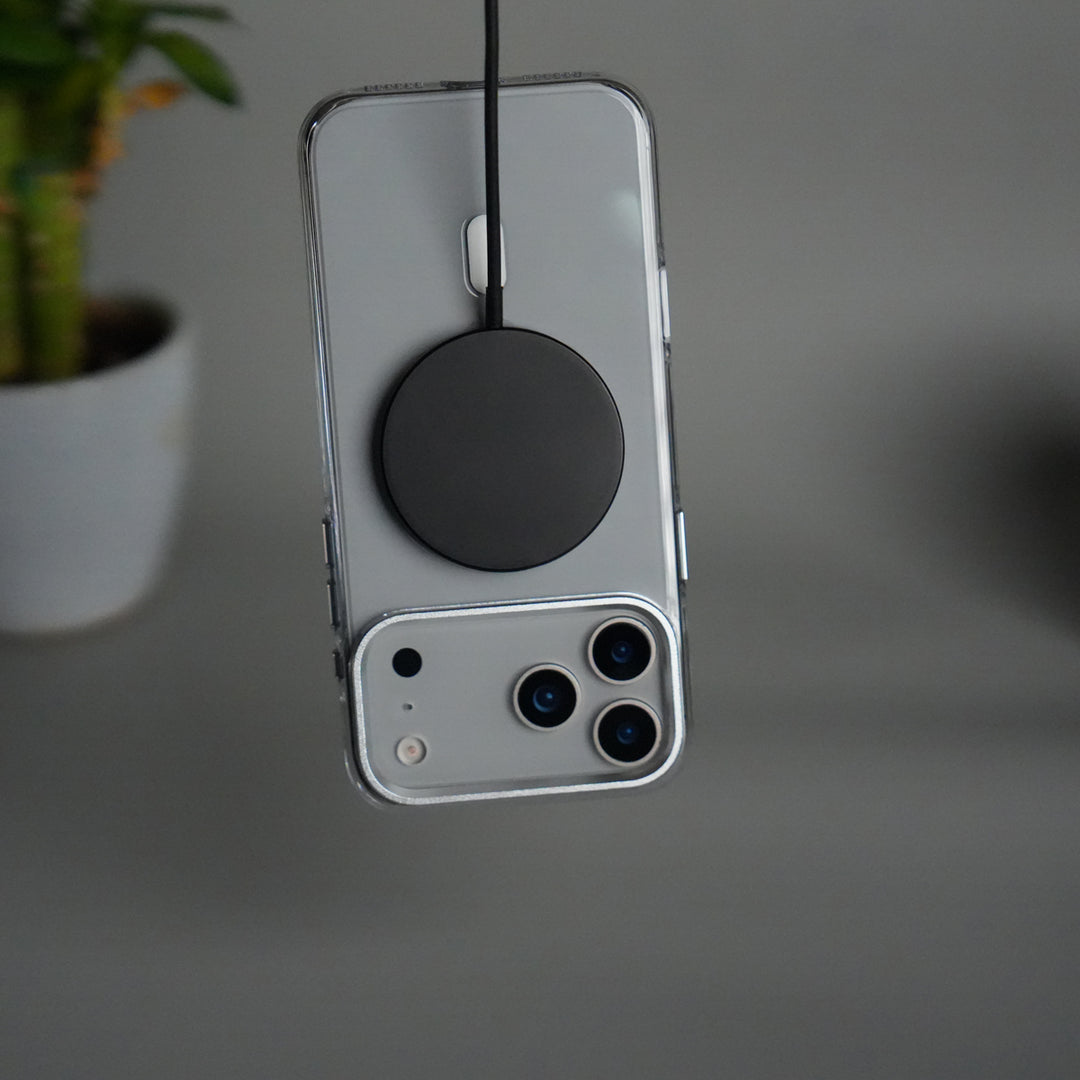 iPhone 17 Pro Max Anti-Yellow Hard Crystal Transparent MagSafe Case