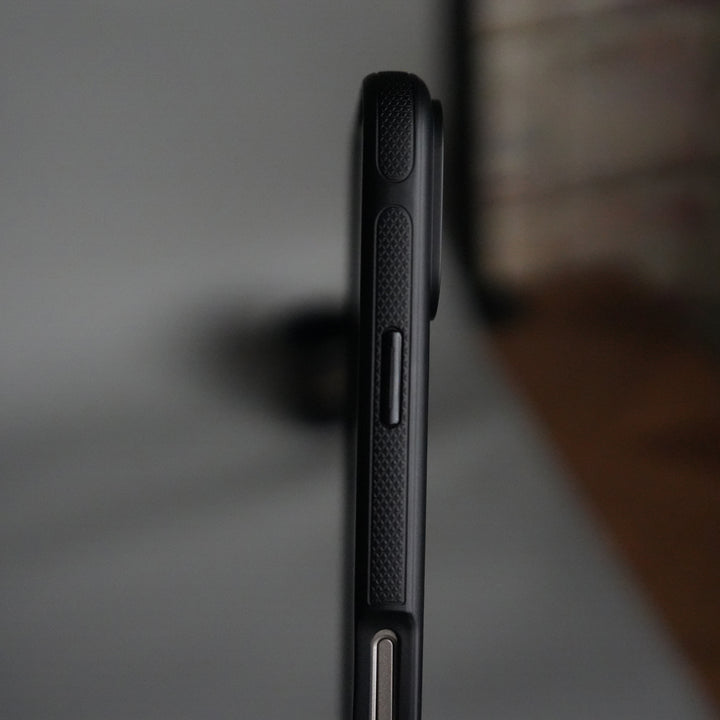 iPhone 17 Series Matte Black MagSafe Case | Magnetic Protective Cover