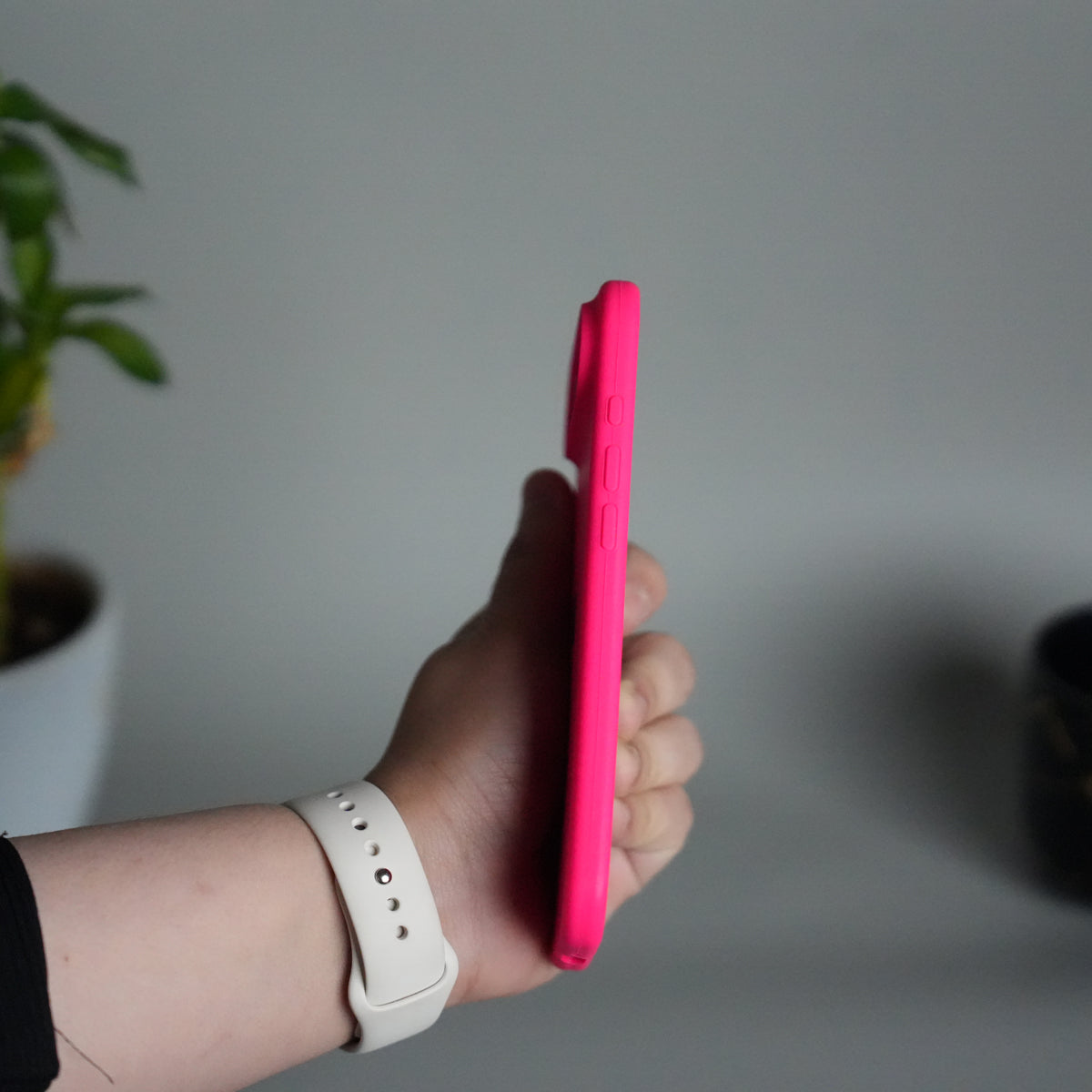 iPhone 17 Air Liquid Silicone Case Cover (Neon Pink)
