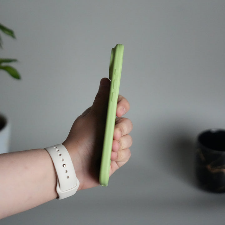 iPhone 17 Air Liquid Silicone Case Cover (Pista Green)