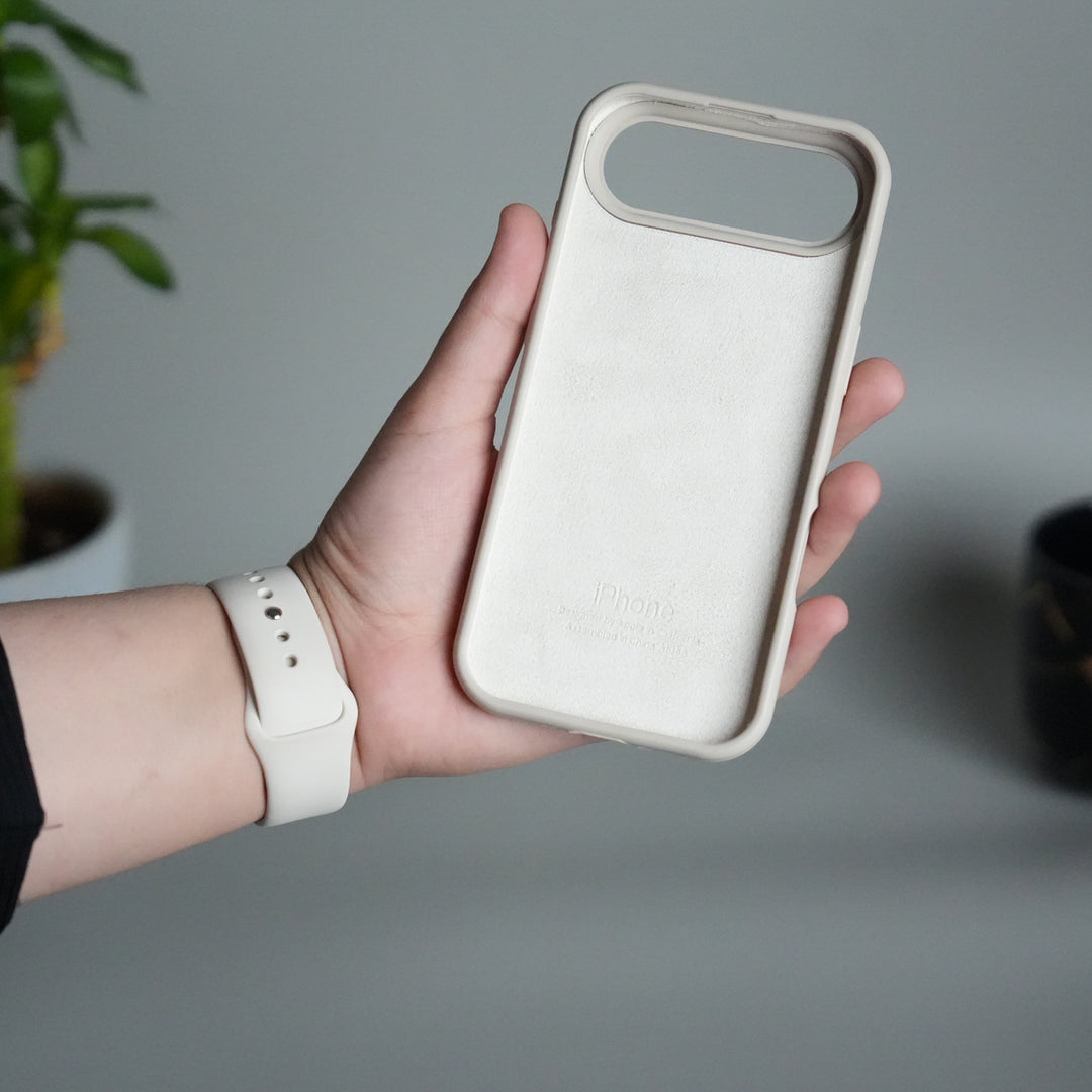 iPhone 17 Air Liquid Silicone Case Cover (Beige)